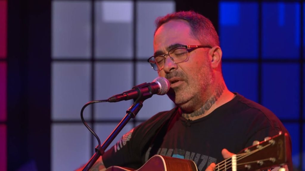 Aaron Lewis Net Worth